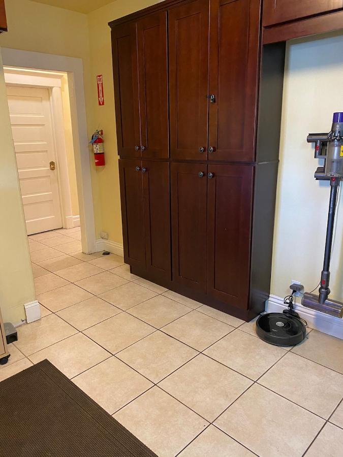 Private Large La Bedroom W Private Half-Bathroom - Ac - Wifi - Private Fridge Near Usc - Exposition Park - Usc Memorial Coliseum - Banc Of California Stadium - Downtown Los Angeles Dtla - University Of Southern California Usc! Ngoại thất bức ảnh