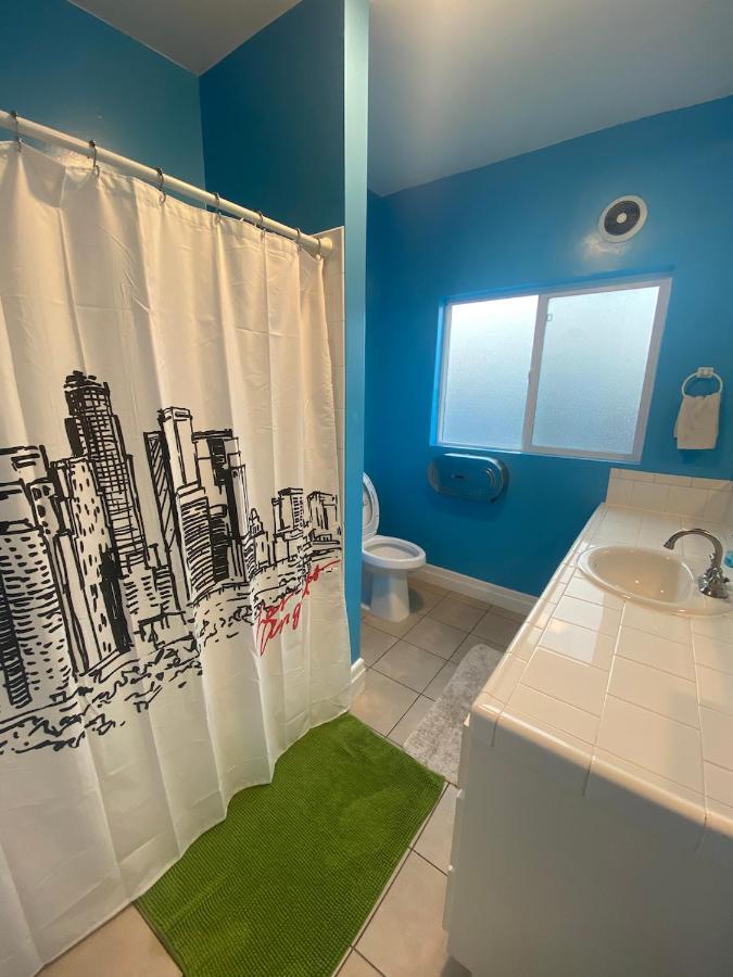 Private Large La Bedroom W Private Half-Bathroom - Ac - Wifi - Private Fridge Near Usc - Exposition Park - Usc Memorial Coliseum - Banc Of California Stadium - Downtown Los Angeles Dtla - University Of Southern California Usc! Ngoại thất bức ảnh