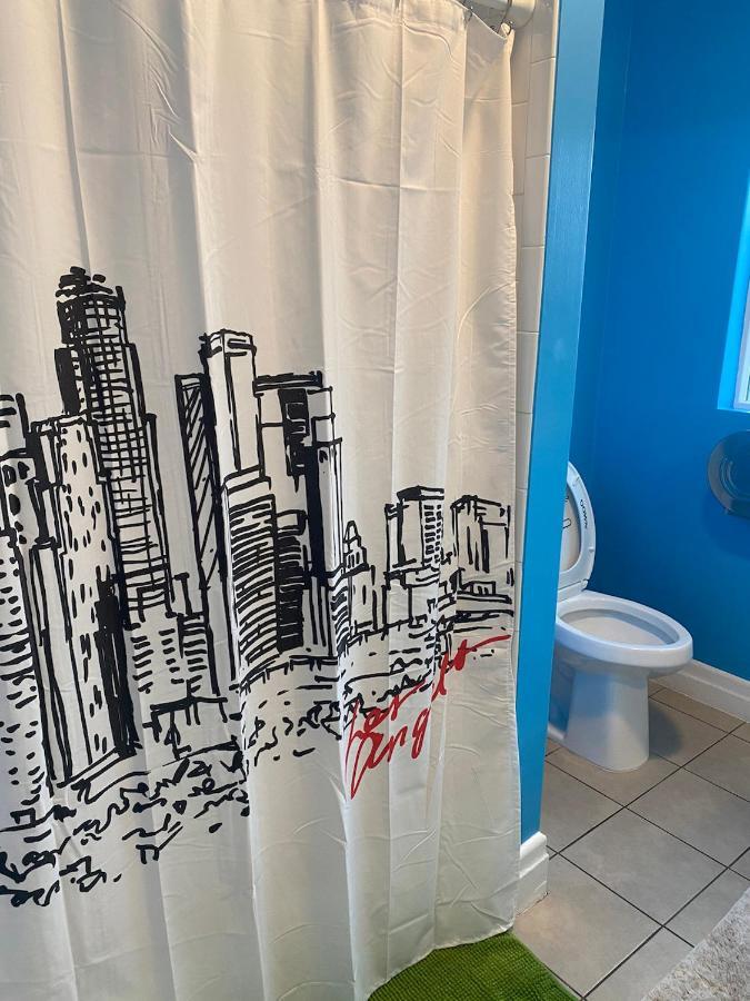 Private Large La Bedroom W Private Half-Bathroom - Ac - Wifi - Private Fridge Near Usc - Exposition Park - Usc Memorial Coliseum - Banc Of California Stadium - Downtown Los Angeles Dtla - University Of Southern California Usc! Ngoại thất bức ảnh