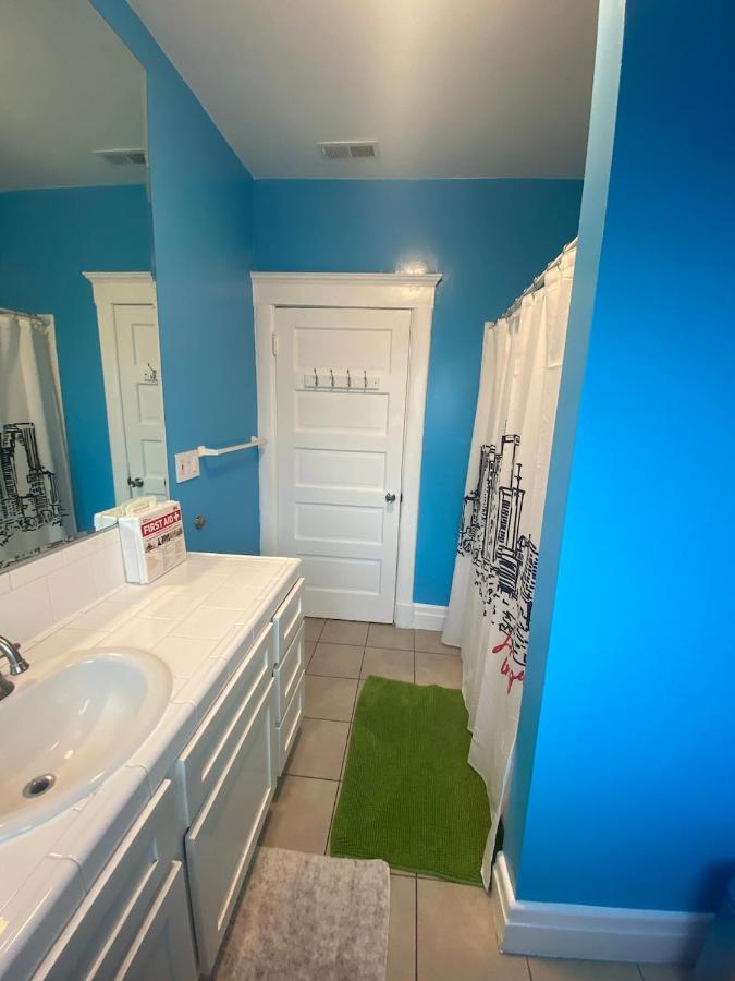 Private Large La Bedroom W Private Half-Bathroom - Ac - Wifi - Private Fridge Near Usc - Exposition Park - Usc Memorial Coliseum - Banc Of California Stadium - Downtown Los Angeles Dtla - University Of Southern California Usc! Ngoại thất bức ảnh