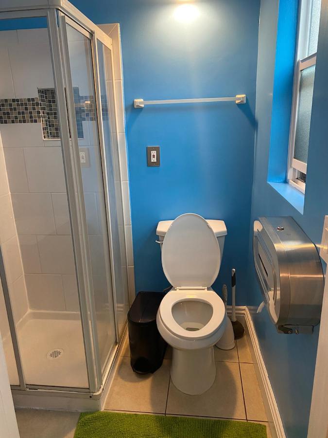 Private Large La Bedroom W Private Half-Bathroom - Ac - Wifi - Private Fridge Near Usc - Exposition Park - Usc Memorial Coliseum - Banc Of California Stadium - Downtown Los Angeles Dtla - University Of Southern California Usc! Ngoại thất bức ảnh